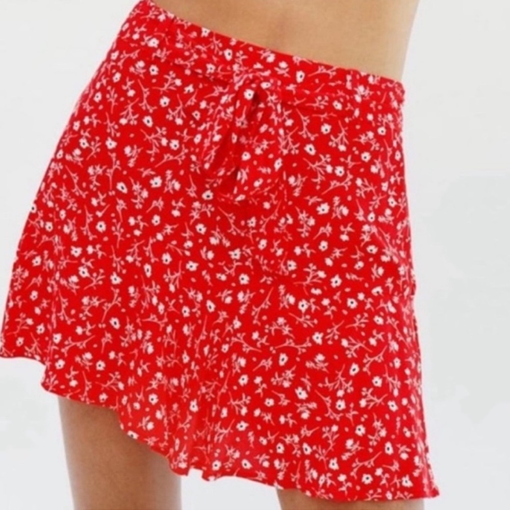 Zara Red Floral Mini Skirt